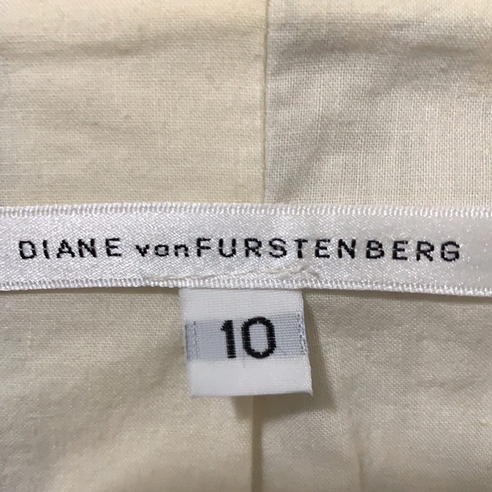 3/$88! Diane von Furstenburg cotton blazer (10) - Picture 3 of 8